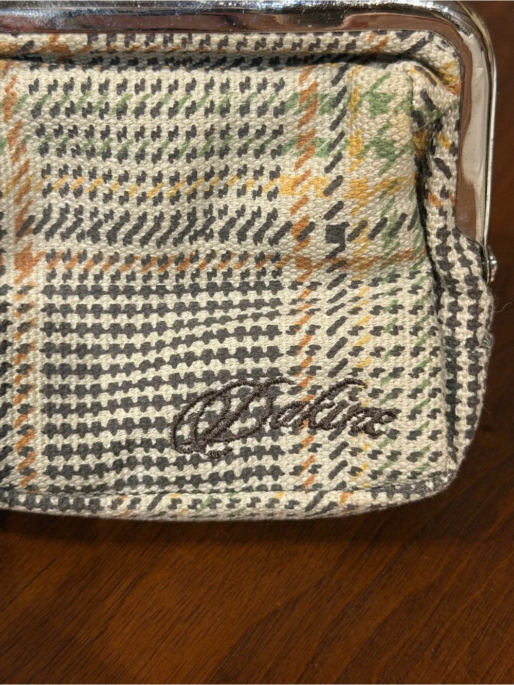 Dakine Plaid Kiss Lock Coin Purse Keychain Brown Plaid with peakaboo polkadots